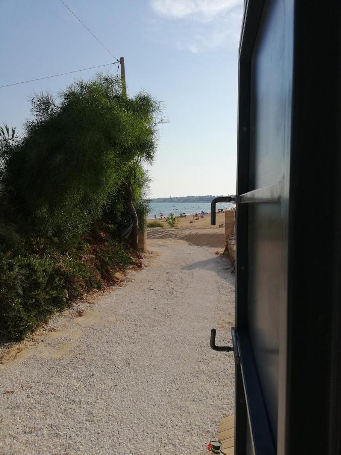 New Rooms On The Beach Поцало Екстериор снимка