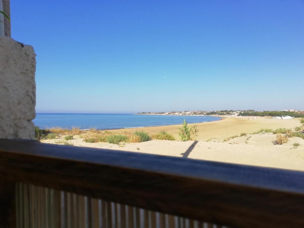 New Rooms On The Beach Поцало Екстериор снимка